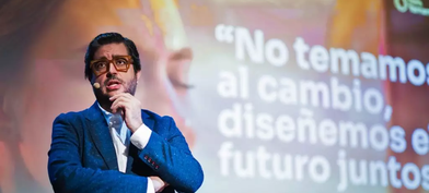 Rafael Tamames y la presentación de "La inteligencia artificial y tú".